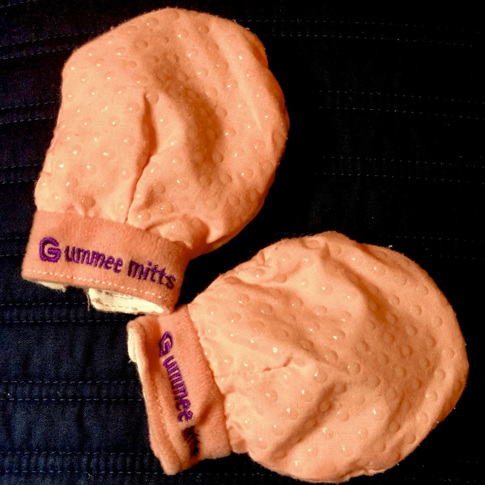 EUC Gummee Gloves Infant Mitts Anti scratch Teething Mittens 0 - 3 Months Pink